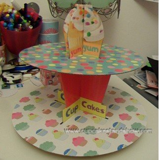 Colorful dot cupcakes tree